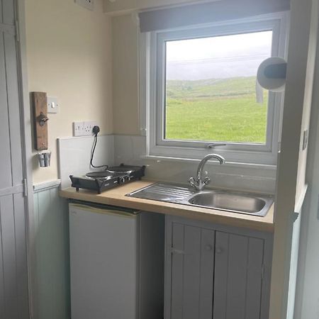 Morvin Self-Catering Apartment Finstown ภายนอก รูปภาพ