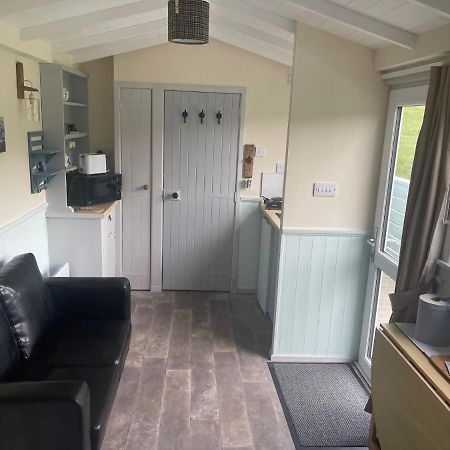 Morvin Self-Catering Apartment Finstown ภายนอก รูปภาพ