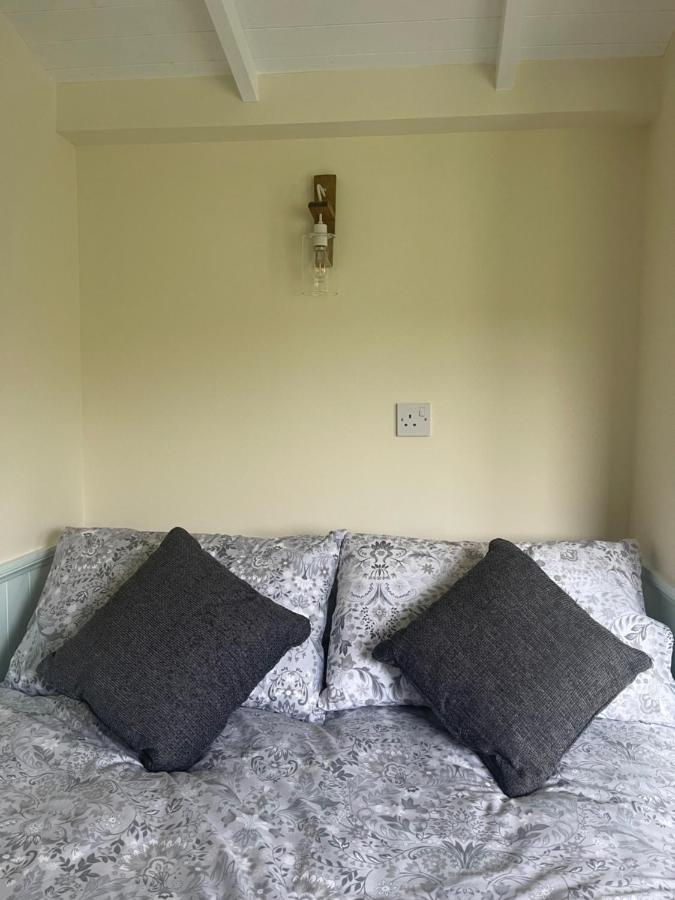 Morvin Self-Catering Apartment Finstown ภายนอก รูปภาพ